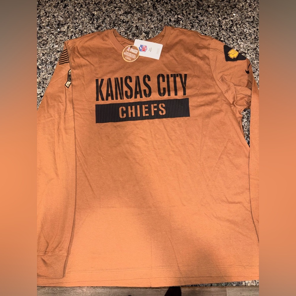 Nike Kansas City Chiefs NFL Salute To Service Long Sleeve Shirt Men’s 2XL